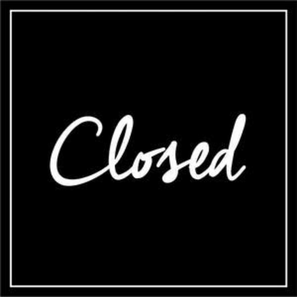 CLOSET CLOSED